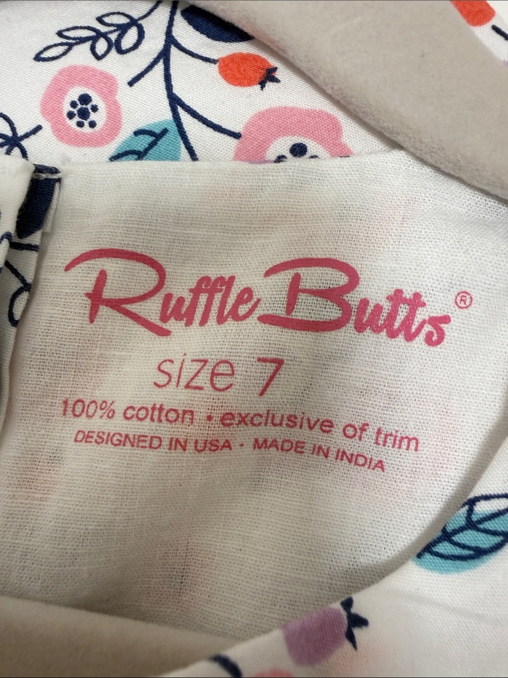 Ruffle Butts Floral Ruffle Sleeve Blouse in White and Pink sz 7 - Picture 4 of 7